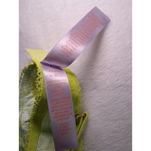 Savage Fenty Perfect Poppies Lace Bralette Seashell Poppylicious Size XL NWT - Picture 10 of 10